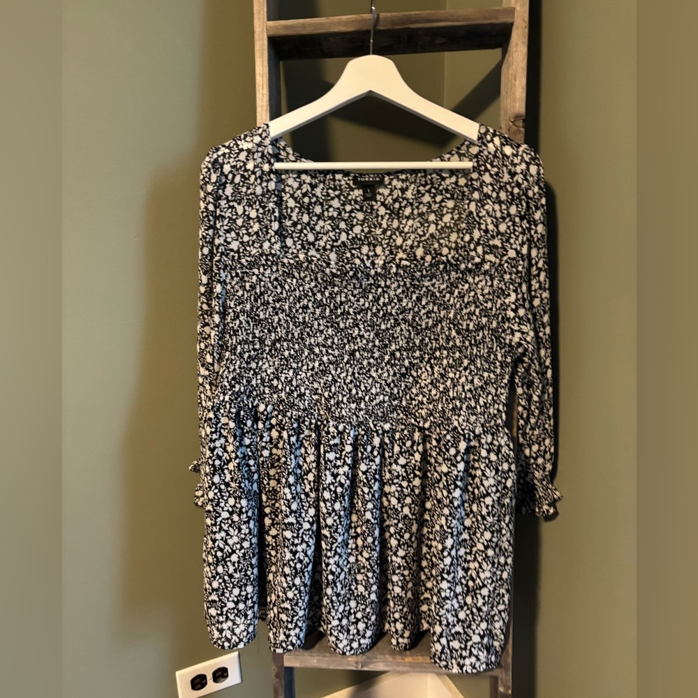 Torrid Black and White Floral Blouse